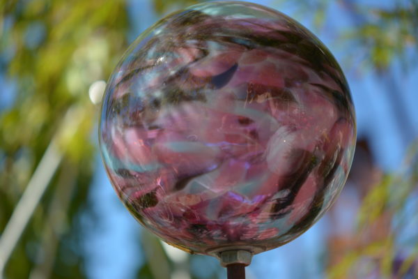 Gartendekoration Glaskugel farbig